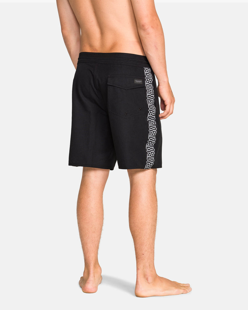 Yewster Loose Stoney 18" Boardshorts - Black