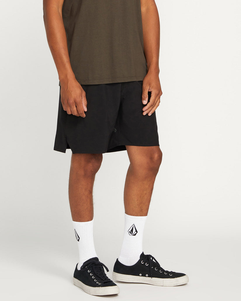 Frickin Ascender 18" Shorts - BLACK