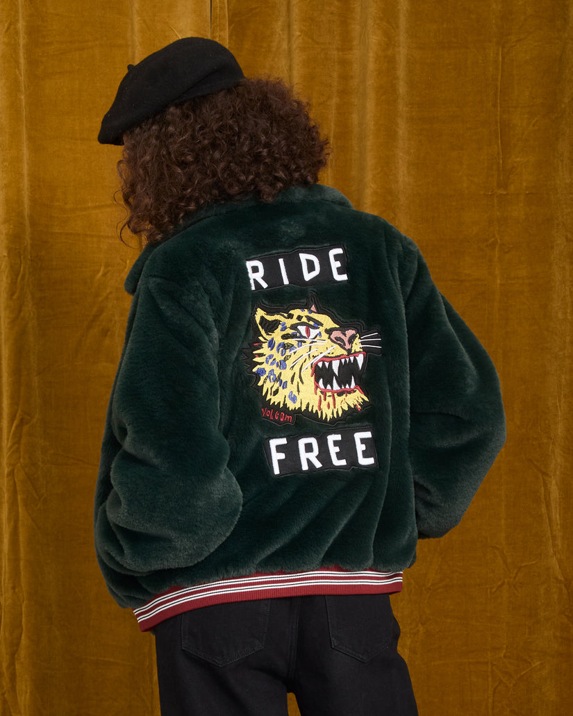 Ozzy Jacke - Scarab