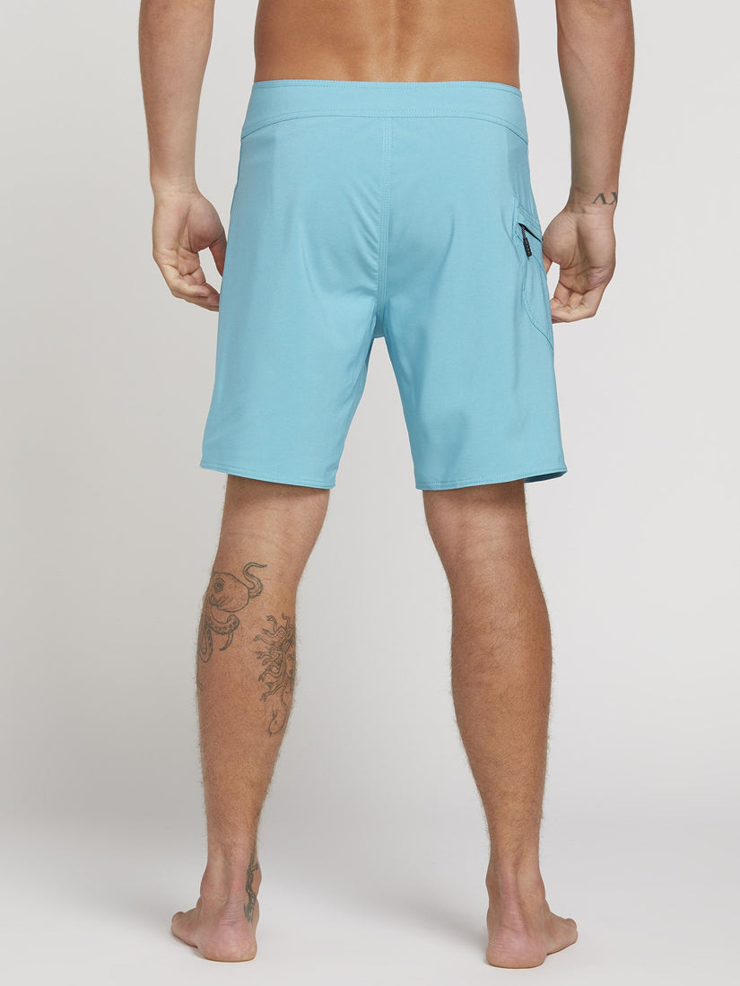 Lido Solid Mod 18" Boardshorts - Cyan Blue