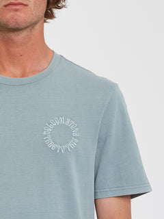 CIRCLE EMB SS TEE (A5212200_STS) [2]