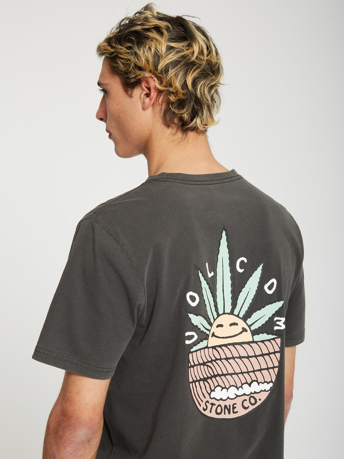Wakenbake T-shirt - BLACK (A5212205_BLK) [130]