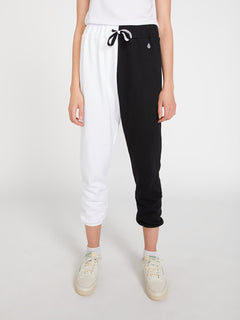 VOL STONE FLC PANT (B1241900_BWH) [1]