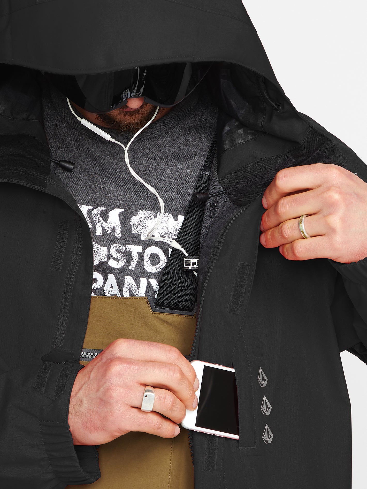 Dua Insulated Gore-Tex Jacket - Black | Volcom Switzerland