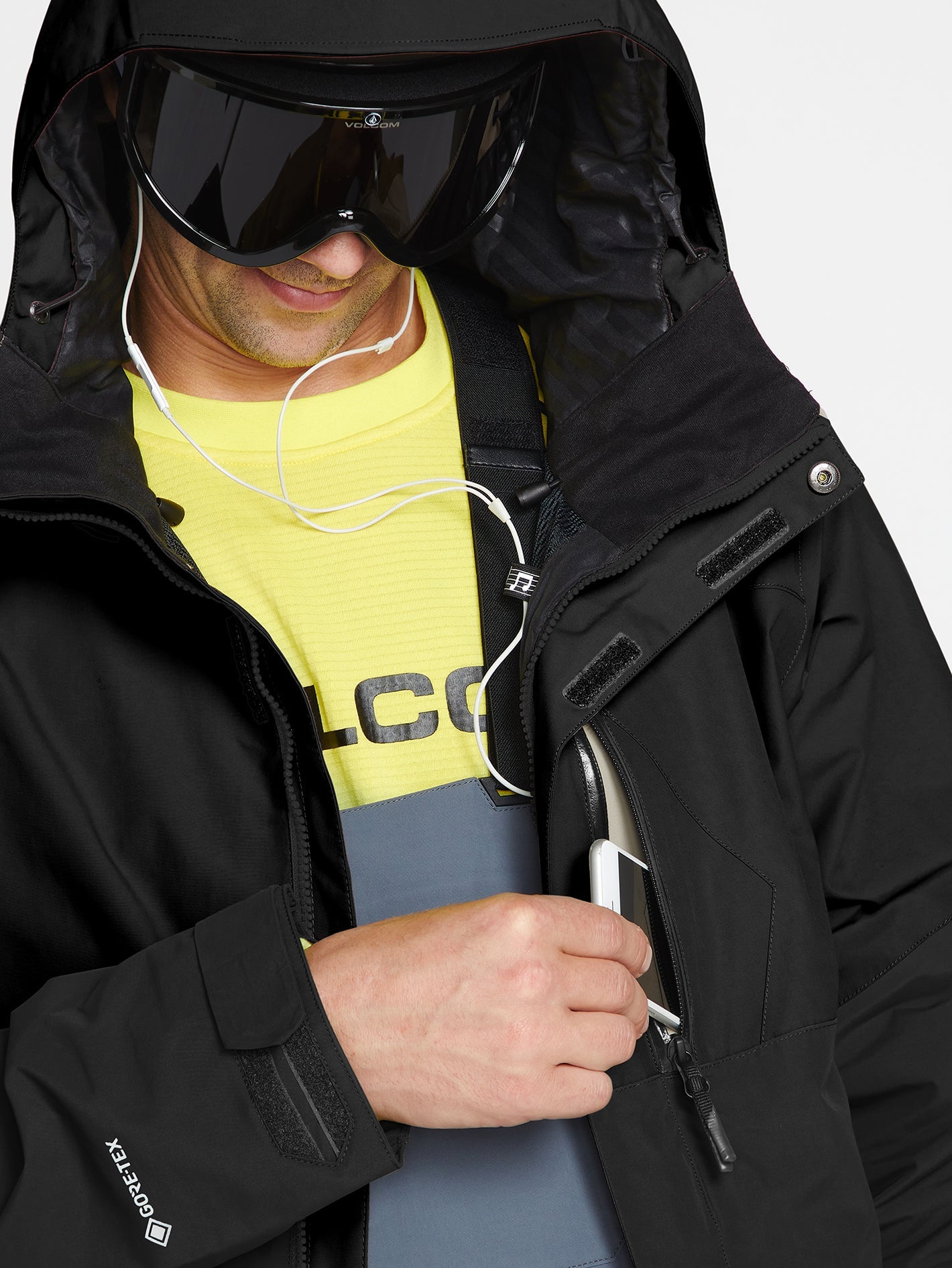 L Gore-Tex Jacket - Black | Volcom Switzerland