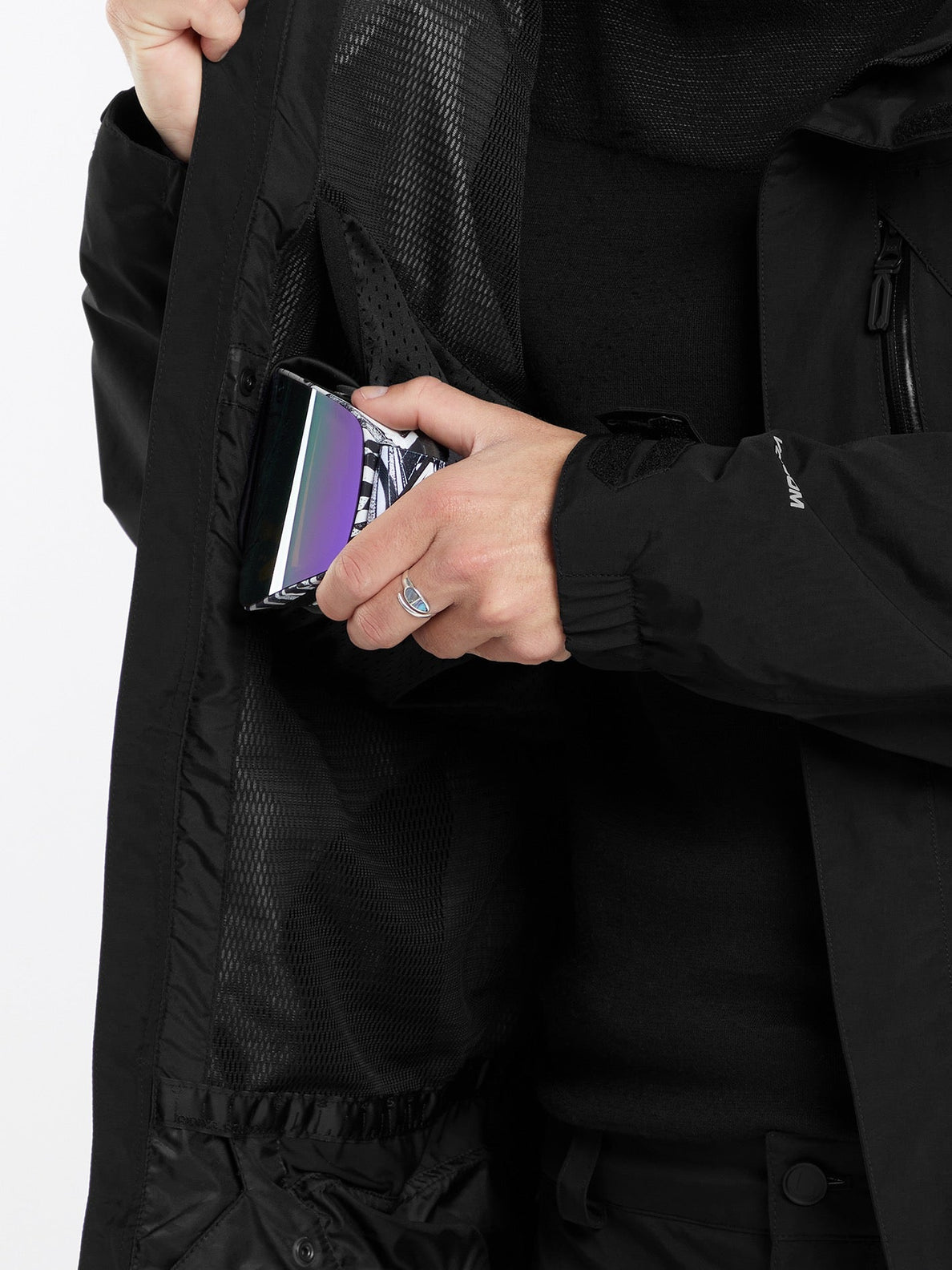L Gore-Tex Jacket - BLACK (G0652406_BLK) [33]