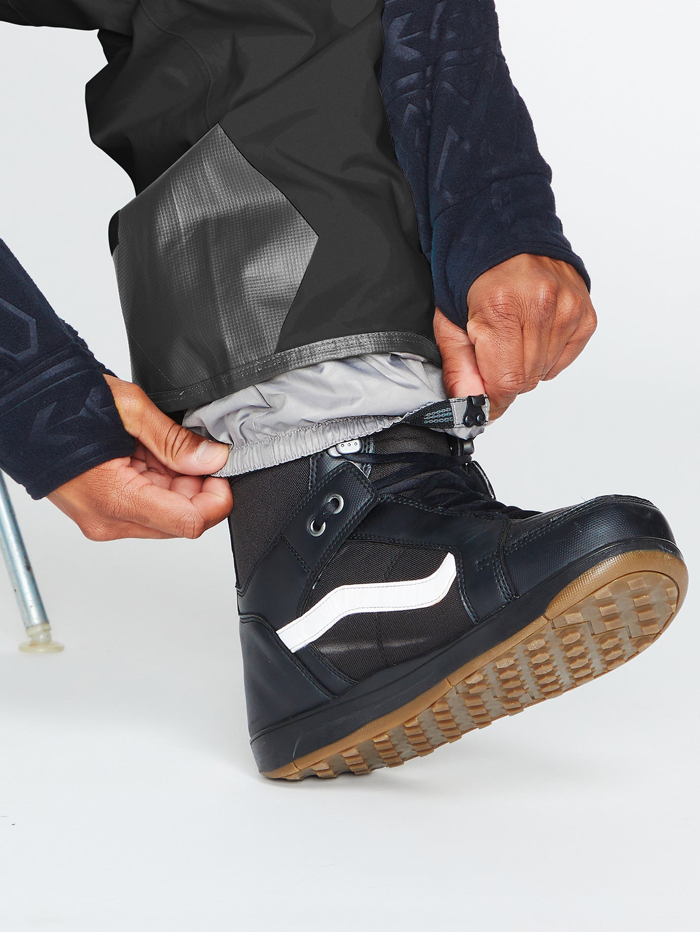 Rain Gore-Tex Bib Overall - Black | Volcom Switzerland