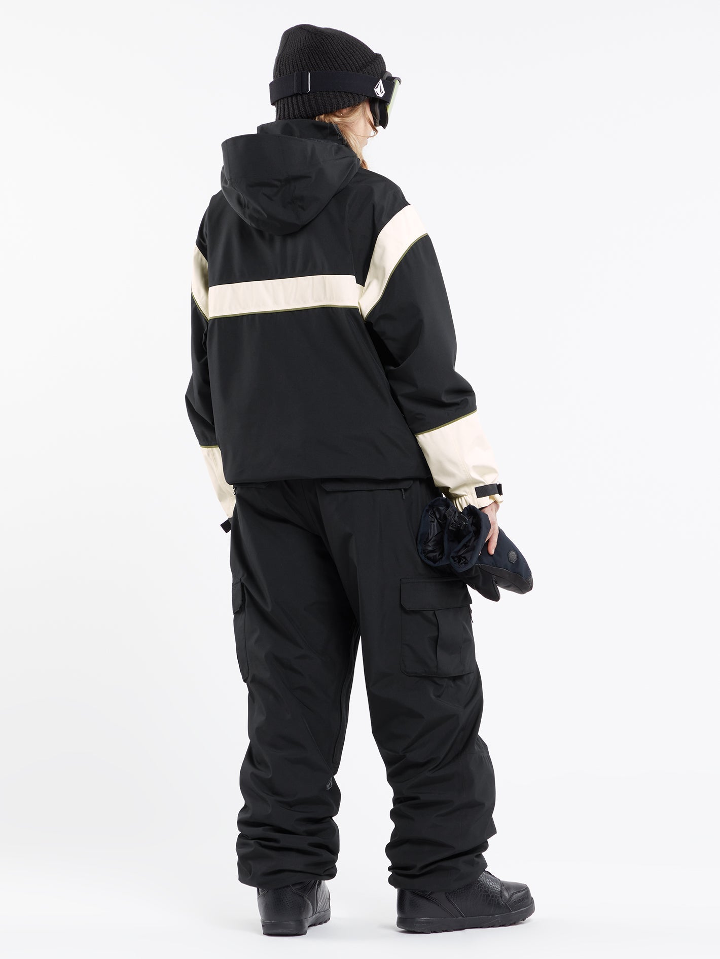 H0652401_BLK_40_6da54bd3-c268-