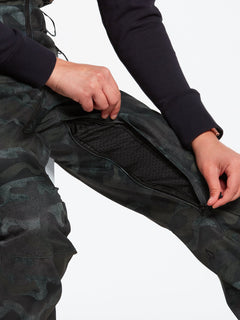 Swift Bib Overall - COVERT GREEN (H1352103_CVG) [34]